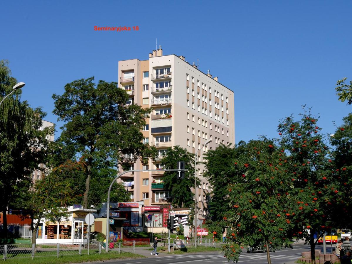 Lokum Seminaryjska Apartament Z Darmowym Parkingiem Келце Екстериор снимка